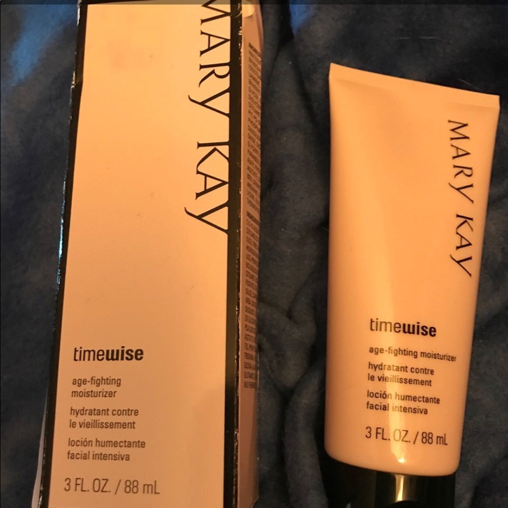 Mary Kay Timewise Age-Fighting Moisturizer